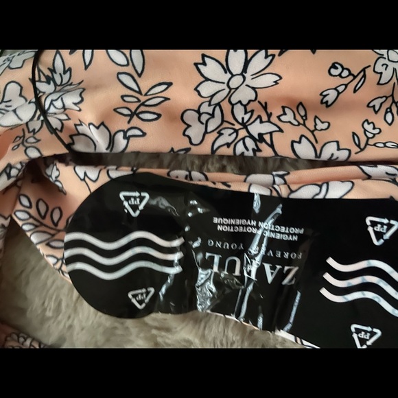 Zaful 2 piece bikini NWT size 6 US  with tags on - Picture 8 of 14